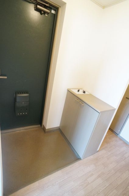 フローラヒロの玄関|参考、同建物・同間取りの号室