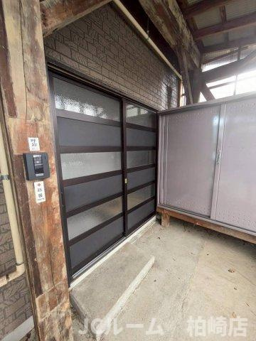 柏崎市東本町３丁目のアパートのその他