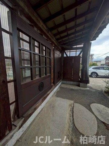 柏崎市東本町３丁目のアパートのその他