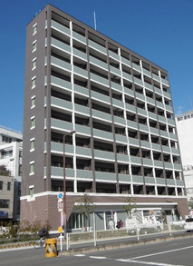 セイワパレス玉造駅前の外観