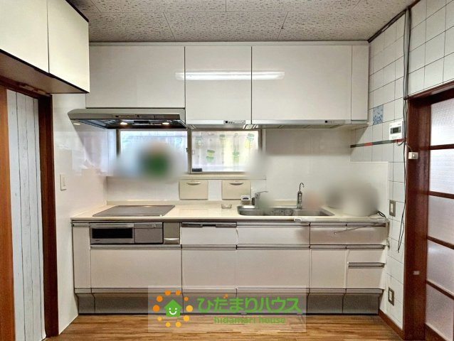 加須市栄　中古一戸建てのキッチン