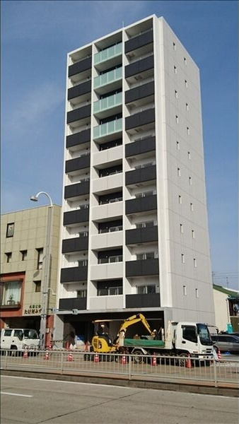 シャルールの外観