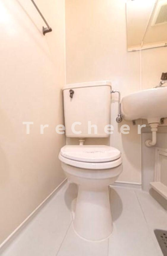 アドレッセンス51のトイレ