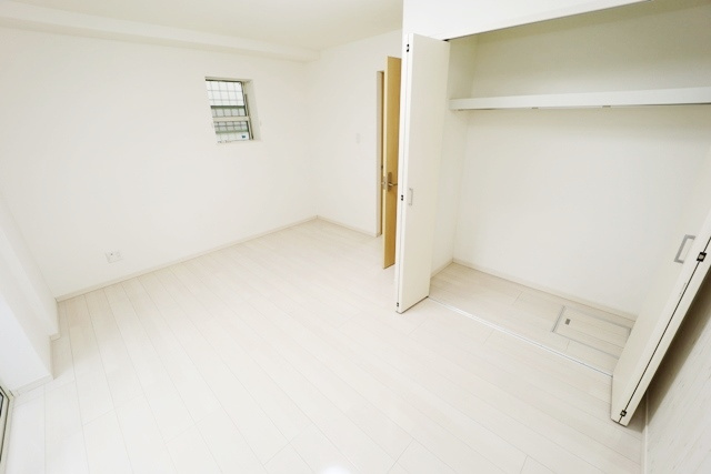 【洋室】 | レジデンス千里丘