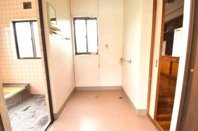 【脱衣所】 | 霧島市隼人町姫城3丁目