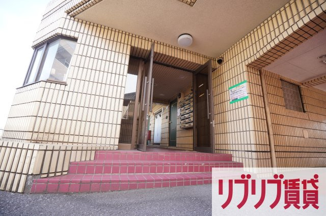 第６センチュリーハイムのエントランス