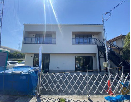 大津市石山寺３丁目の店舗一部