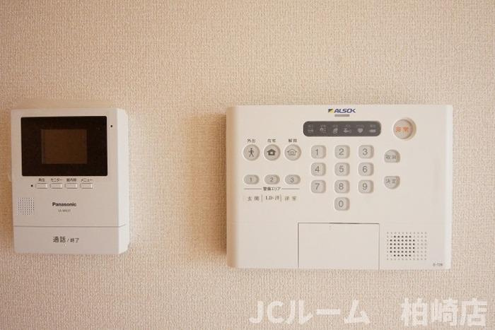 柏崎市半田１丁目のアパートのセキュリティ