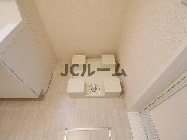 柏崎市半田１丁目のアパートの玄関