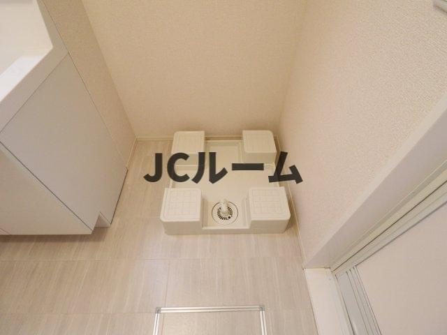 柏崎市半田１丁目のアパートの玄関