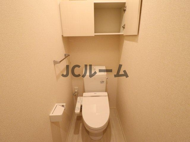 柏崎市半田１丁目のアパートのトイレ