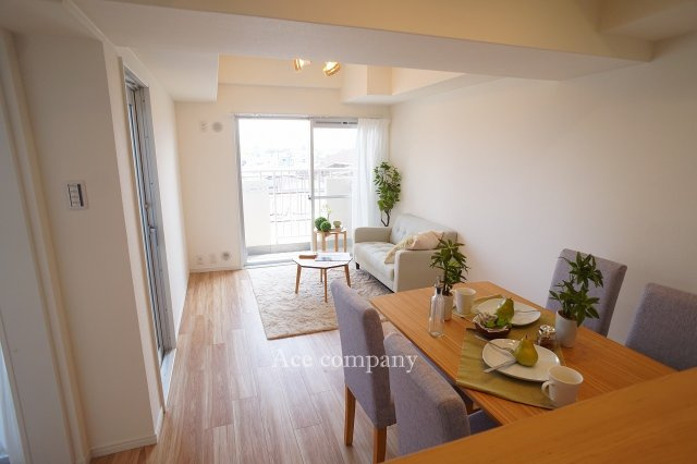 【居間・リビング】 | スペリオ北田辺 | 【LDK：約11.7帖】