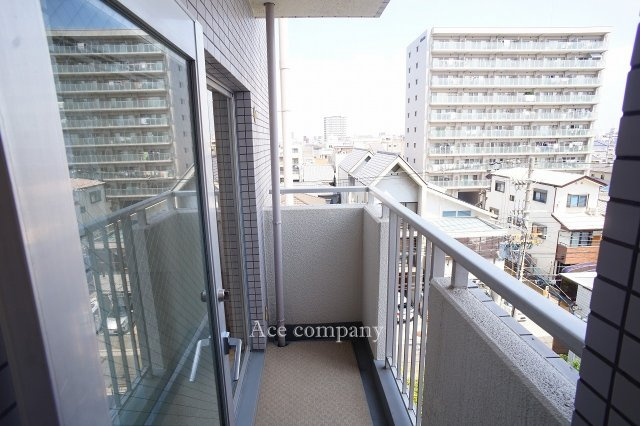 【バルコニー】 | スペリオ北田辺 | 【洋室5.6帖】に面したバルコニー☆リビングの勝手口からも出入りできます♪