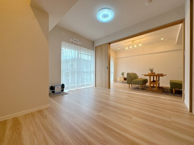 【洋室】 | 須賀町マンション☆仲介手数料半額☆