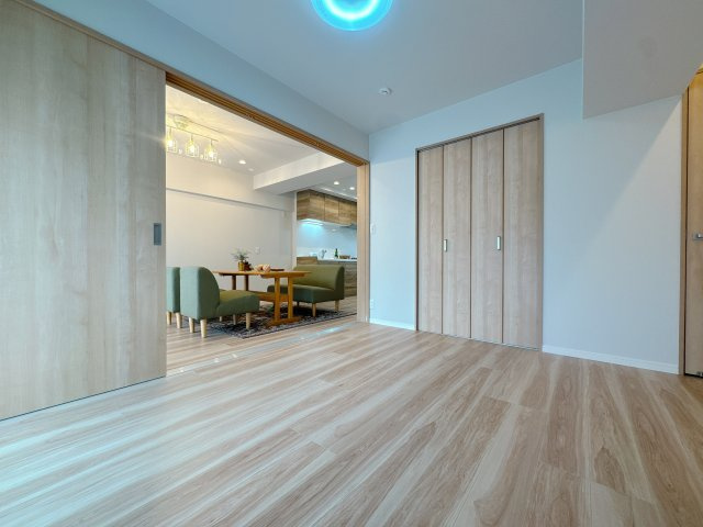 【洋室】 | 須賀町マンション☆仲介手数料半額☆