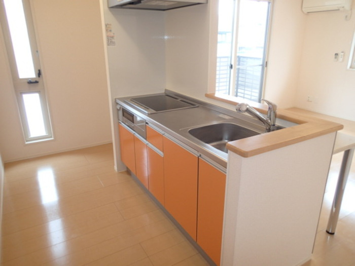 柏崎市豊町のアパートのキッチン