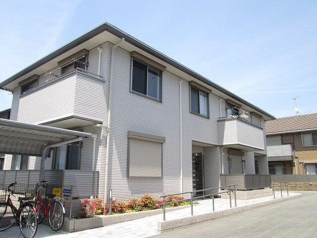 神戸市西区王塚台６丁目のアパートの外観