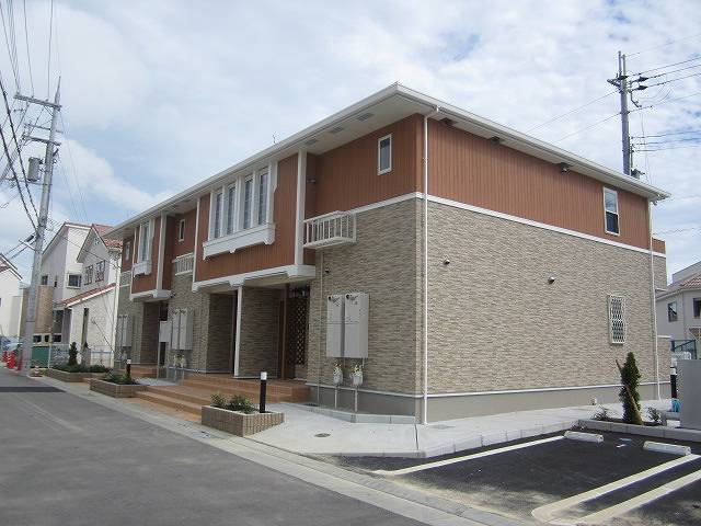 神戸市西区伊川谷町長坂のアパートの外観