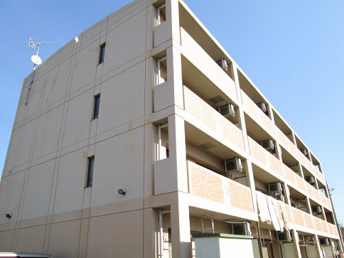 神戸市西区玉津町田中の賃貸マンションの外観