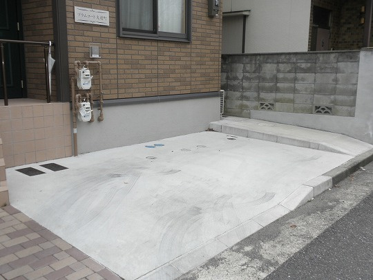 明石市大道町１丁目のアパートの駐車場|敷地内駐車場☆