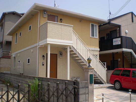 明石市北王子町のアパートの外観