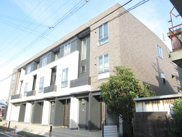 明石市小久保６丁目のアパートの外観