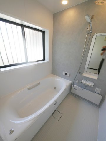 【浴室】 | 加古川市平岡町高畑　中古戸建