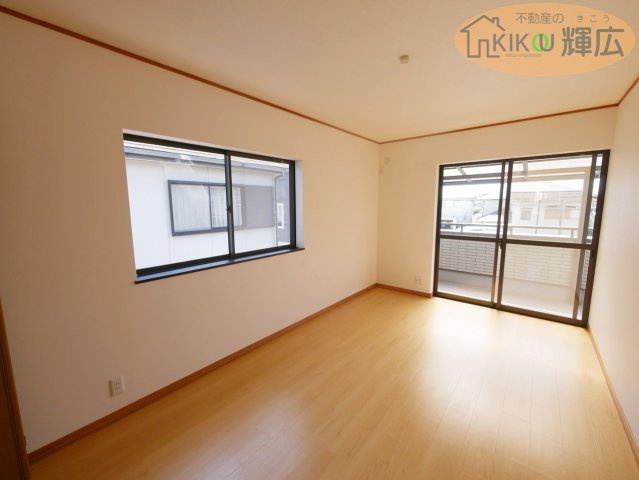 【寝室】 | 加古川市平岡町高畑　中古戸建