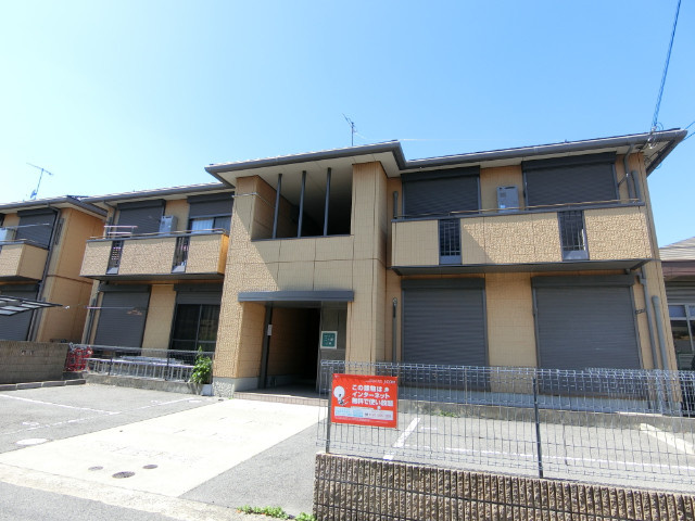 神戸市西区玉津町二ツ屋のアパートの外観
