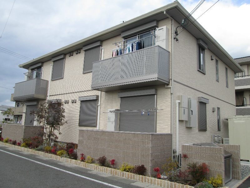 三木市平田２丁目のアパートの外観
