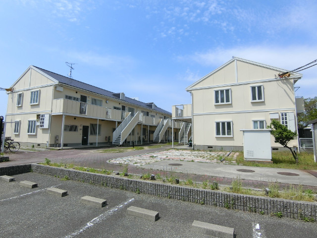 神戸市西区伊川谷町潤和のアパートの外観
