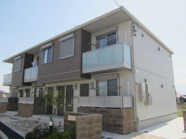三木市大村のアパートの外観