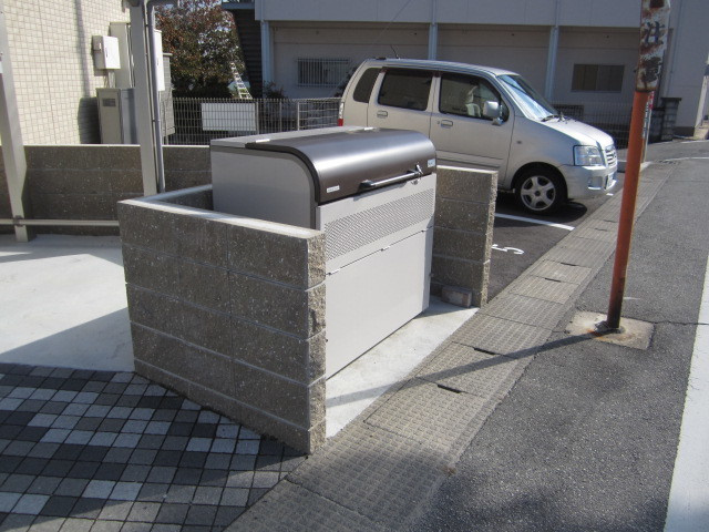 三木市志染町東自由が丘１丁目のアパートのその他共用部分