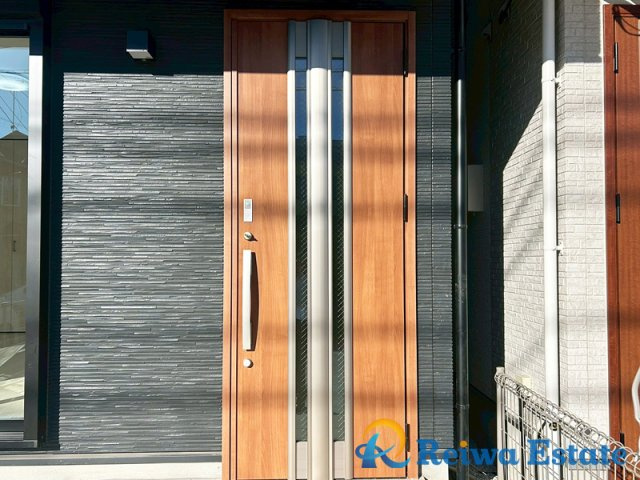 新築戸建　茅ヶ崎市香川4丁目の玄関