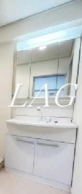 【洗面所】 | 目黒ロイヤルプラザ | 独立洗面台です。