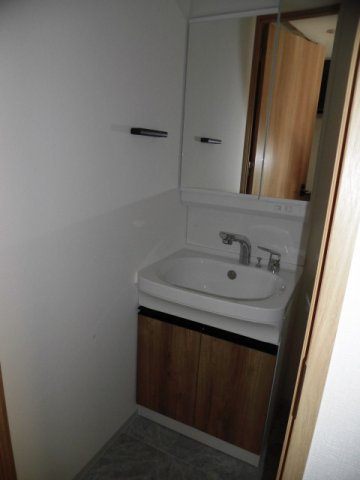 大阪市中央区上本町西１丁目の賃貸マンションの洗面所