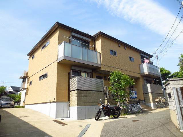 神戸市須磨区天神町２丁目のアパートの外観