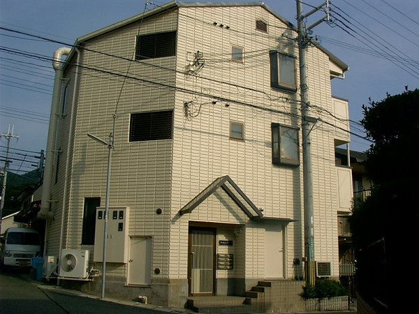 神戸市須磨区多井畑東町の賃貸マンションの外観