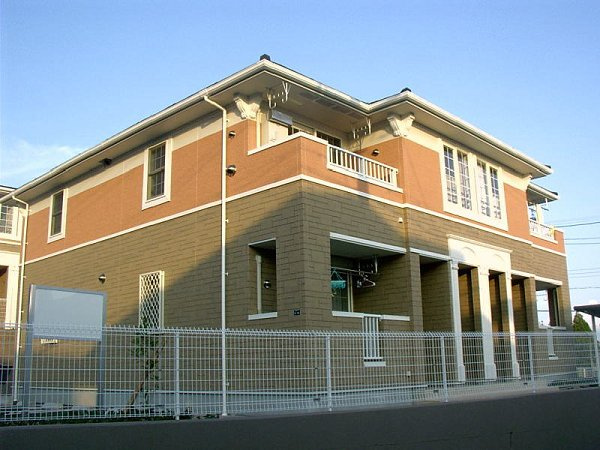 神戸市須磨区東落合３丁目のアパートの外観