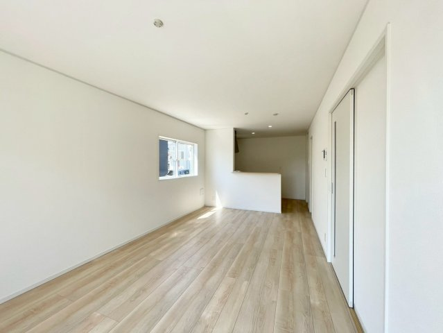 耐震等級３！ご成約プレゼント対象物件！の洋室