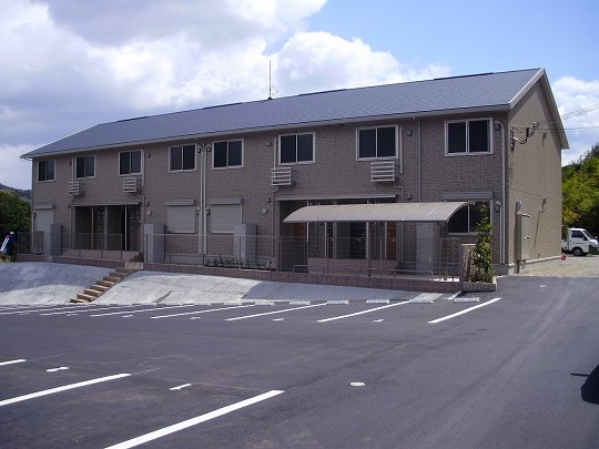 神戸市垂水区下畑町のアパートの外観