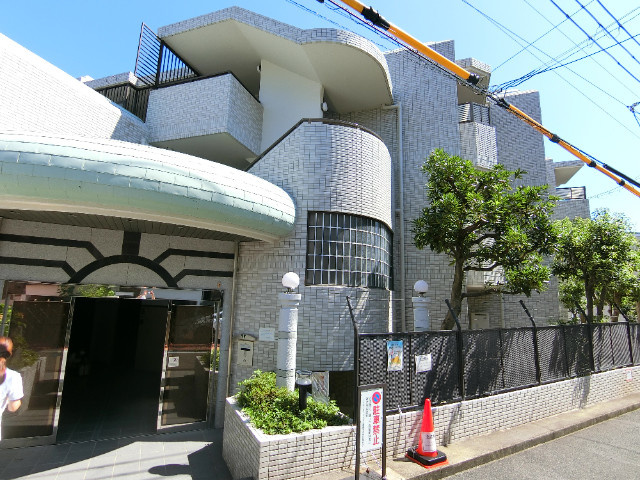 神戸市須磨区千守町２丁目の賃貸マンションの外観