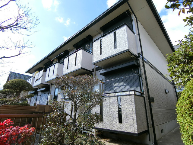 神戸市須磨区離宮西町１丁目のアパートの外観