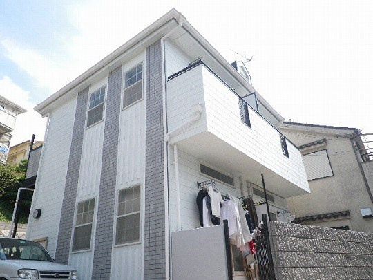 神戸市長田区大谷町３丁目のアパートの外観