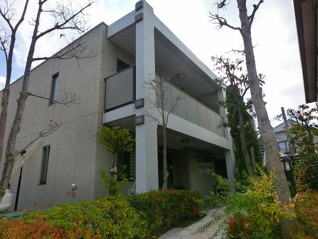 神戸市須磨区大手町３丁目のアパートの外観