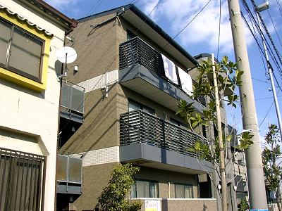 神戸市須磨区須磨本町２丁目の賃貸マンションの外観