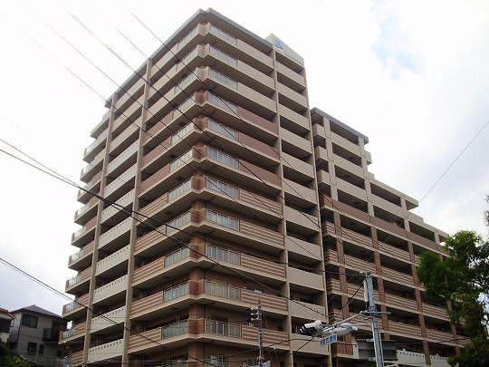 神戸市垂水区星が丘２丁目の賃貸マンションの外観