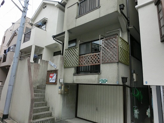 神戸市長田区本庄町６丁目の一戸建ての外観