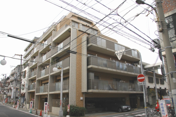 神戸市須磨区前池町１丁目の賃貸マンションの外観