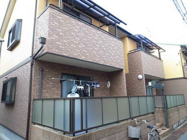 神戸市長田区二葉町８丁目のアパートの外観